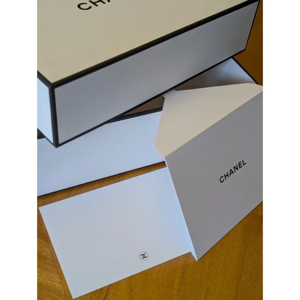 CHANEL Small/Medium Rectangular Empty Gift Box 8.5
